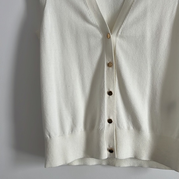 Babaton white cream neutral sweater vest with gold buttons - Picture 5 of 8